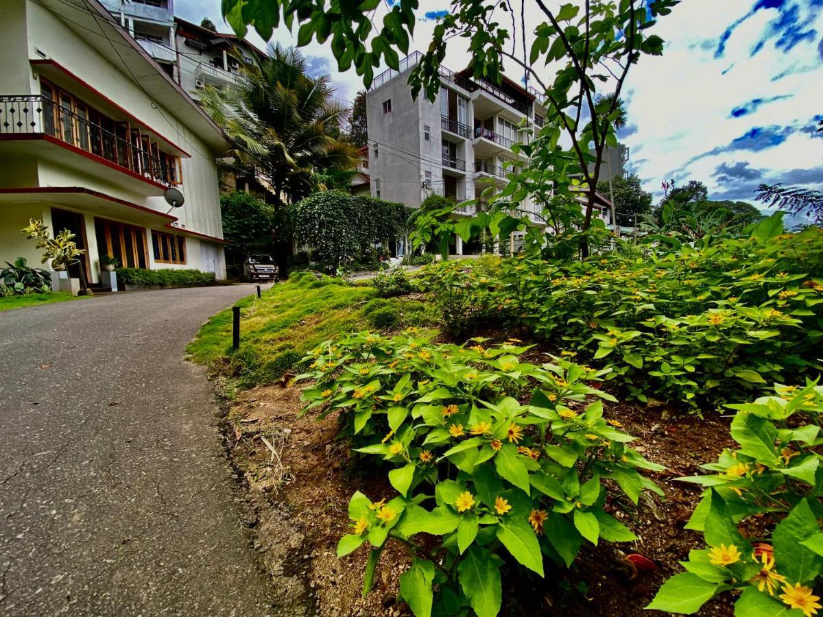 Sesatha Lake Kandy Hotel Exterior foto