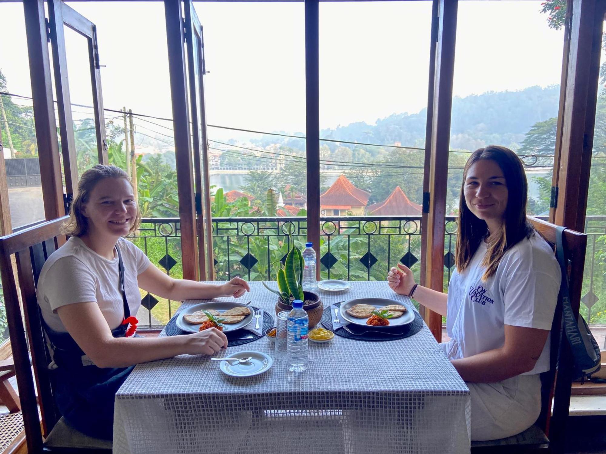 Sesatha Lake Kandy Hotel Exterior foto